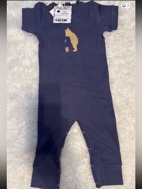 Kate Quinn  Winnie the Pooh short sleeve sport
jumpsuit 12/18m NWT!